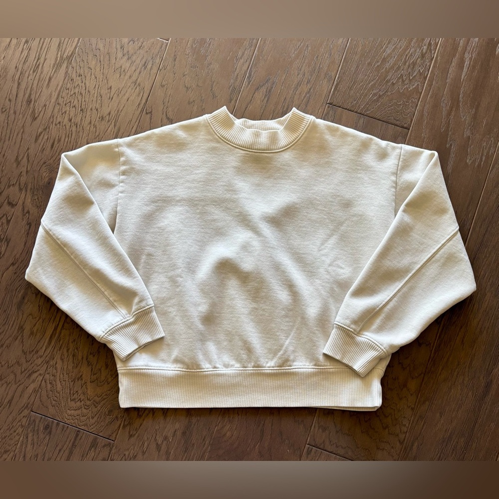 A New Day Crewneck Fleece Boxy Sweatshirt Cream Medium